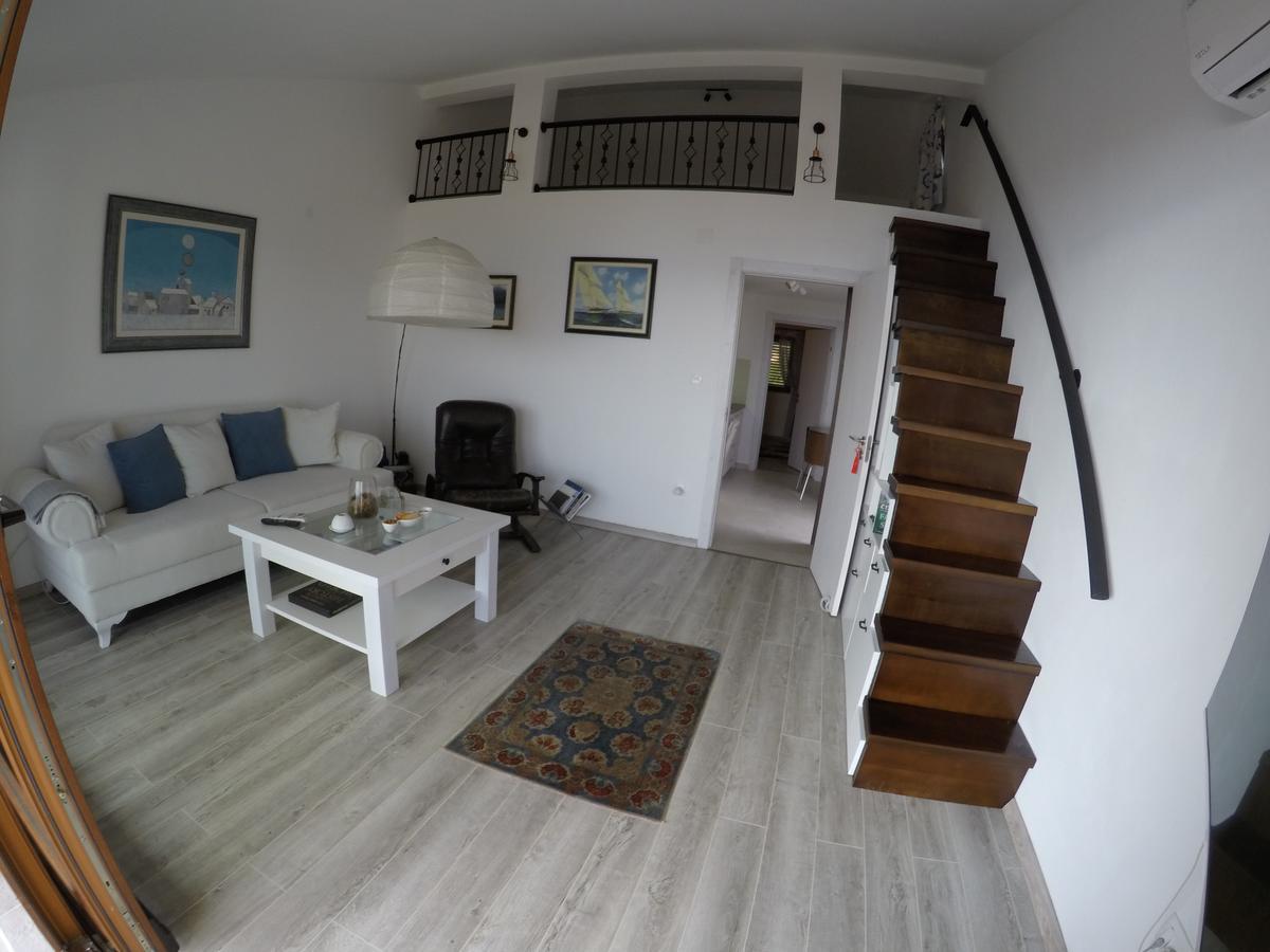 Loft Infinity Apartment Petrovac Exterior photo